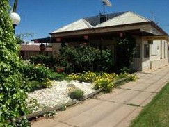 Silver Spade Motel - Accommodation QLD 0