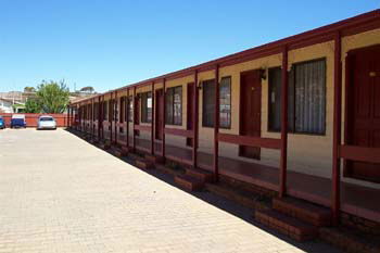 Daydream Motel - Accommodation QLD 1