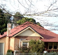 Batlow House - Accommodation QLD