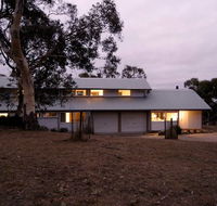 Silvertop Snowy Mountains Retreat - Accommodation QLD