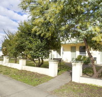 Tumut Apartments - Accommodation QLD