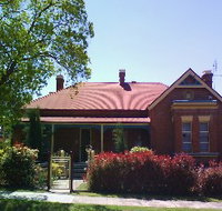 Tumut Accommodation Sefton House - Accommodation QLD