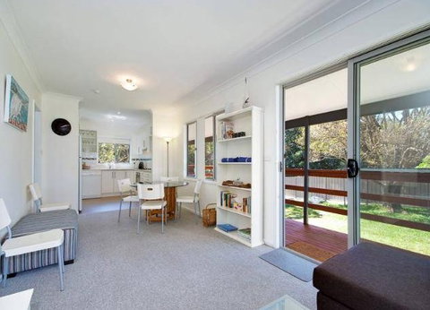 Beach House Fingal Bay - Accommodation QLD 3