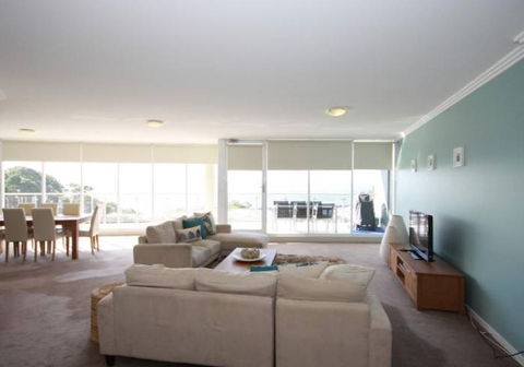 Unit 11 Oasis - Accommodation QLD 3
