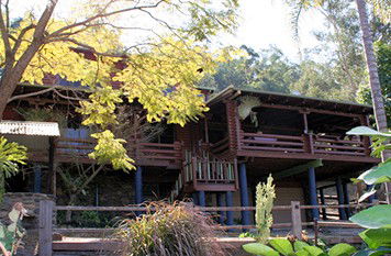 Bass Lodge - Accommodation QLD 1