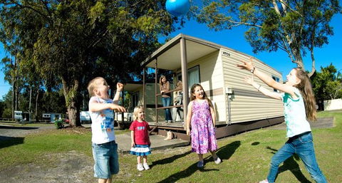 Aukaka Caravan Park - Accommodation QLD 2