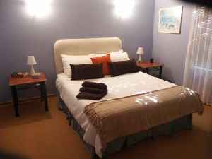 Pine Cottage - Accommodation QLD 1