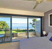 Dolphins - Accommodation QLD