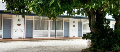 Pacific Motel - Accommodation QLD 0