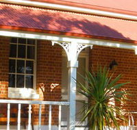 Araluen Old Courthouse Bed and Breakfast - Accommodation QLD