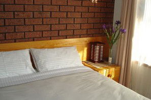 Murray Bank Holiday Units And Yabby Farm - Accommodation QLD 4