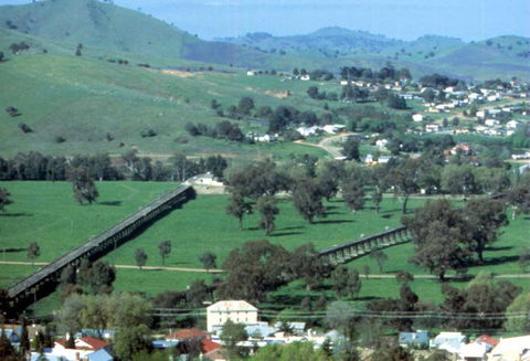 Auto Cabins And Motel - Accommodation QLD 0