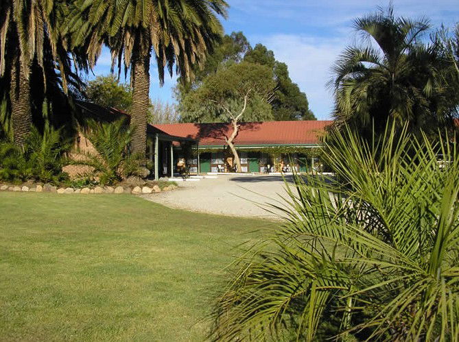 Holbrook NSW Accommodation QLD