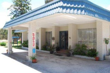 Holbrook Settlers Motel - Accommodation QLD 1