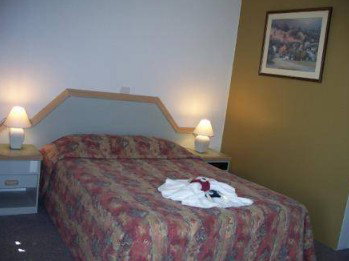 Holbrook Settlers Motel - Accommodation QLD 2