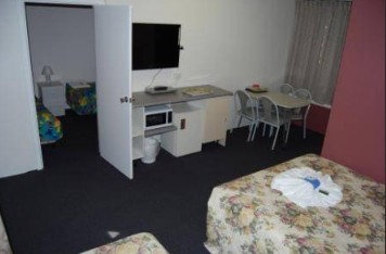 Holbrook Settlers Motel - Accommodation QLD 3