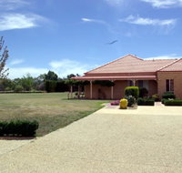 Fairways Bed and Breakfast at Jerilderie - Accommodation QLD