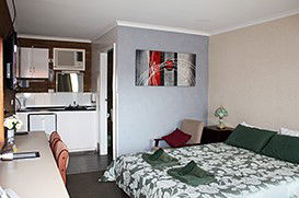 Camellia Motel - Accommodation QLD 3