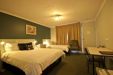 Fig Tree Motel - Accommodation QLD 4