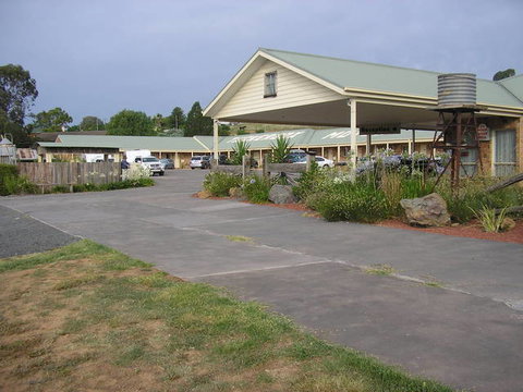 Tuckerbox Motor Inn - Accommodation QLD 6