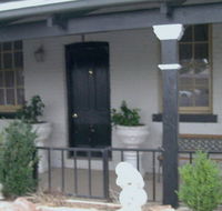 The Old Bridge Inn - Accommodation QLD