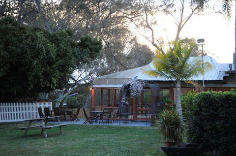 Artesian Spa Motel - Accommodation QLD 5