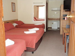 Aalbany Motor Inn - Accommodation QLD 2