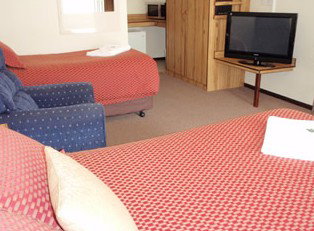 Aalbany Motor Inn - Accommodation QLD 3
