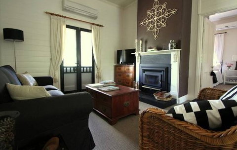 Annie's Folly Boutique Accommodation - Accommodation QLD 2