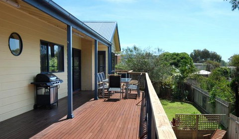Burra By The Beach - Accommodation QLD 1