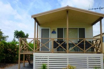 Belmont Pines Lakeside Holiday Park - Accommodation QLD 0