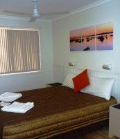 Belmont Pines Lakeside Holiday Park - Accommodation QLD 1