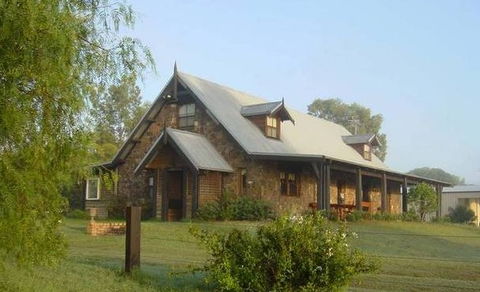 Bonn Abbey - Accommodation QLD 5