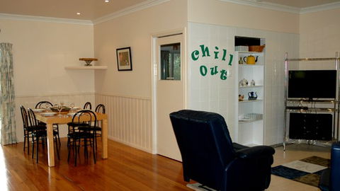 Carrs Hunter Valley Macadamia Farm Guest House - Accommodation QLD 0