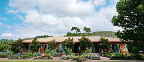 Adams Peak Retreat - Accommodation QLD 5