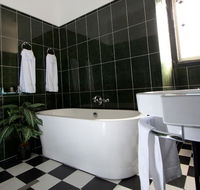 Amore Boutique Bed and Breakfast - Accommodation QLD