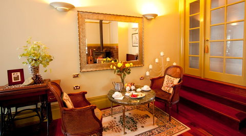 Amore Boutique Bed And Breakfast - Accommodation QLD 5