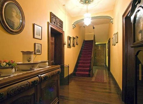 Anoushka's Boutique Bed And Breakfast - Accommodation QLD 2