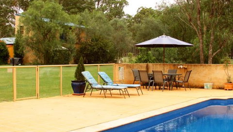 Chez Vous Villas - Accommodation QLD 3