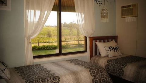 Blackthorn Hill Retreat - Accommodation QLD 1