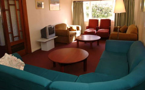 Clanwilliam Blackheath - Accommodation QLD 2