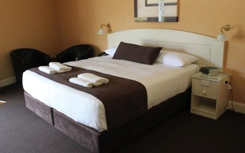 Bowen Inn - Accommodation QLD 2