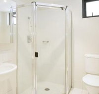 130 Carillon Avenue - Accommodation QLD