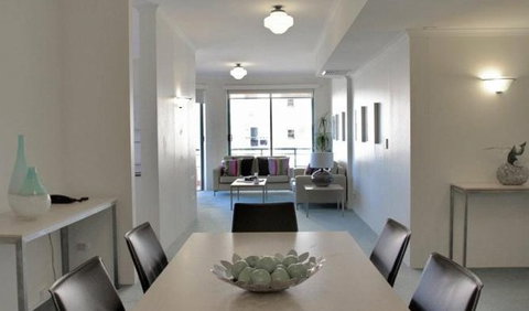 AeA The Coogee View Beachfront Serviced Apartments - Accommodation QLD 2
