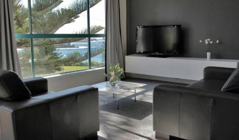 AeA The Coogee View Beachfront Serviced Apartments - Accommodation QLD 3