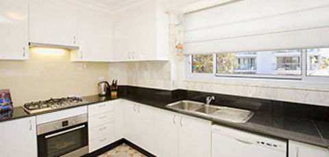 Absolute Beachfront Manly Bed And Breakfast - Accommodation QLD 3