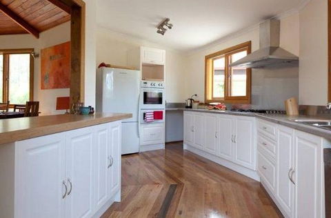 Billabong Retreat Sydney - Accommodation QLD 1