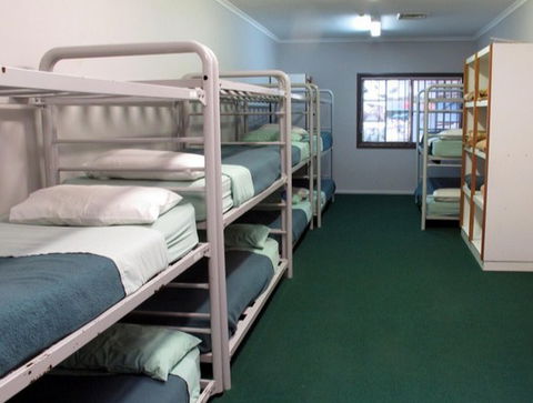 Cables Lodge Accommodation - Accommodation QLD 5