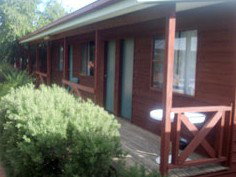 Aussie Cabins - Accommodation QLD 0