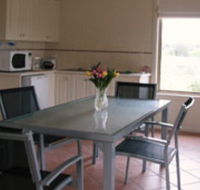 Burns B and B and Yabby Farm - Accommodation QLD